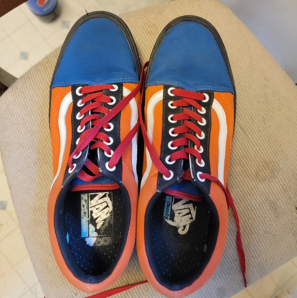Goku Inspired Van's Customs - Picture 5 of 5